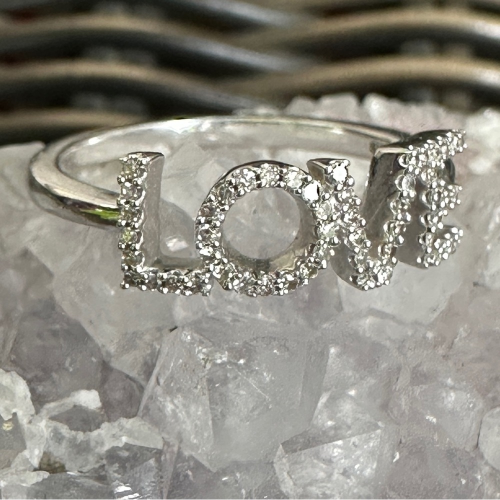 SIMPLY VERA VERA WANG Sterling Silver Diamond LOVE Ring - Picture 4 of 9